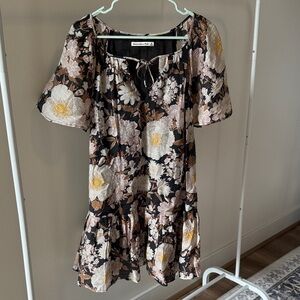 Abercrombie Women’s Floaty Trapeze Mini Dress